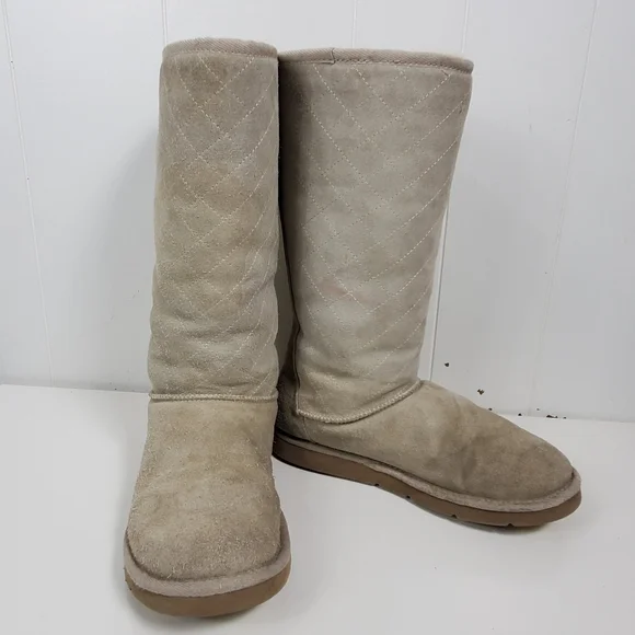 Ugg Classic tall boot 2 - Picture 7 of 12